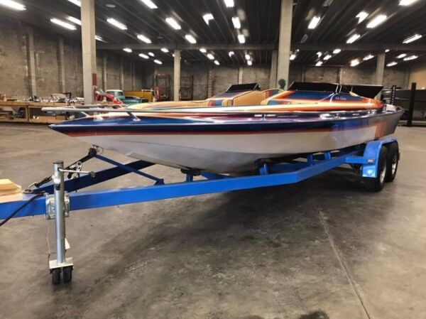 1988 Carerra 20.5 Elite Bow Rider Boat